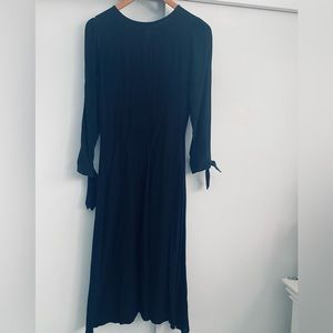 Olivaceous Black Dress New Size S